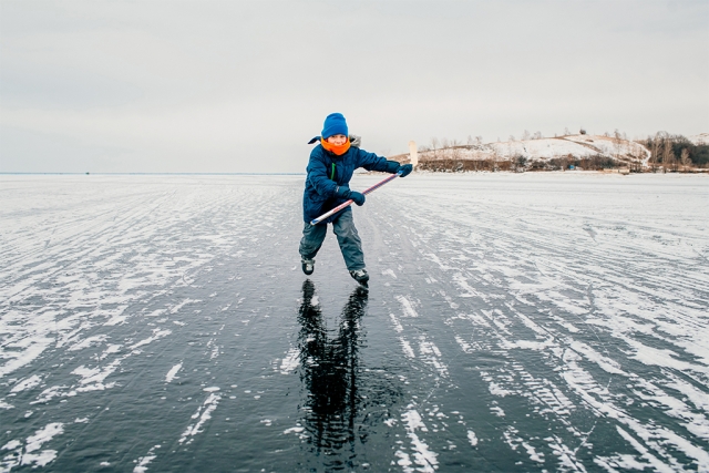 Ice hockey in the open air